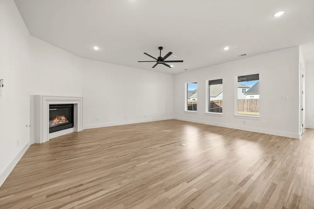 912 Highlands Avenue Aledo, TX 76008