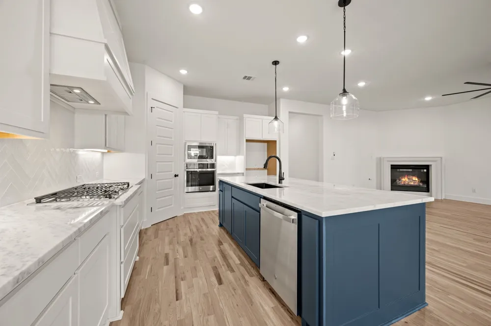 912 Highlands Avenue Aledo, TX 76008