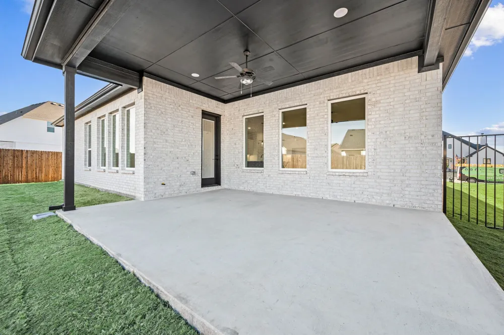 912 Highlands Avenue Aledo, TX 76008