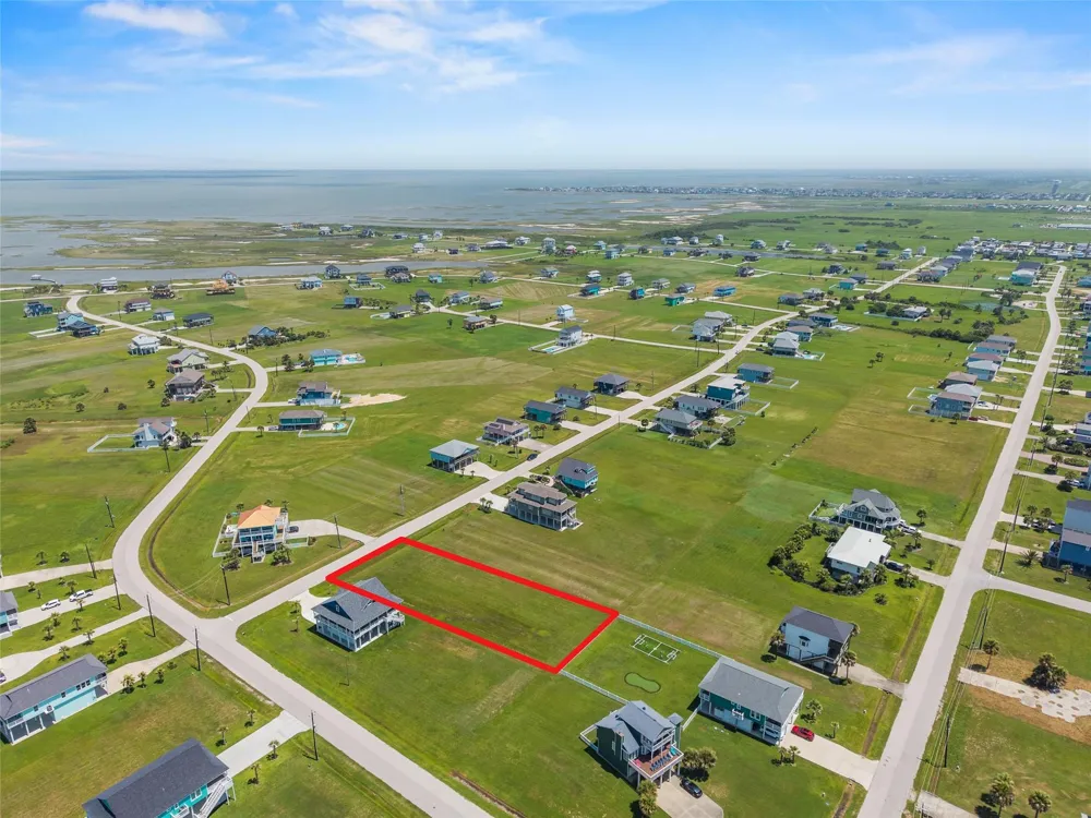 18817 Warrior Road Galveston, TX 77554