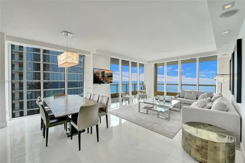 17875 Collins Ave #3201