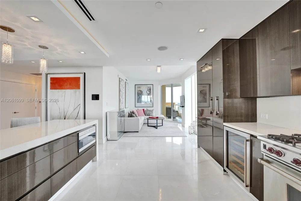 17875 Collins Ave #3201 Sunny Isles Beach, FL 33160