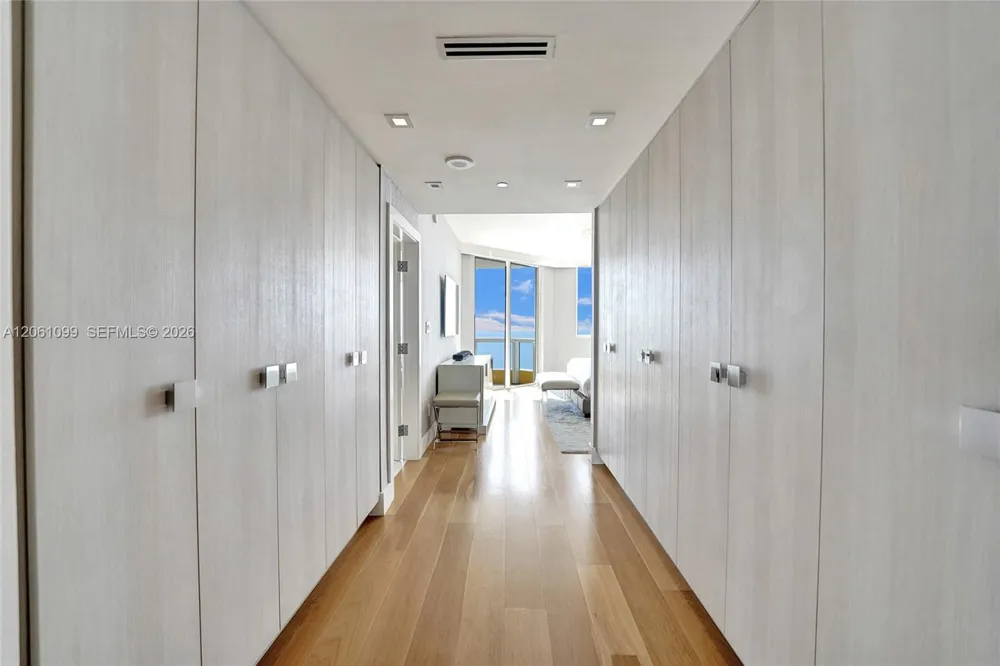 17875 Collins Ave #3201 Sunny Isles Beach, FL 33160