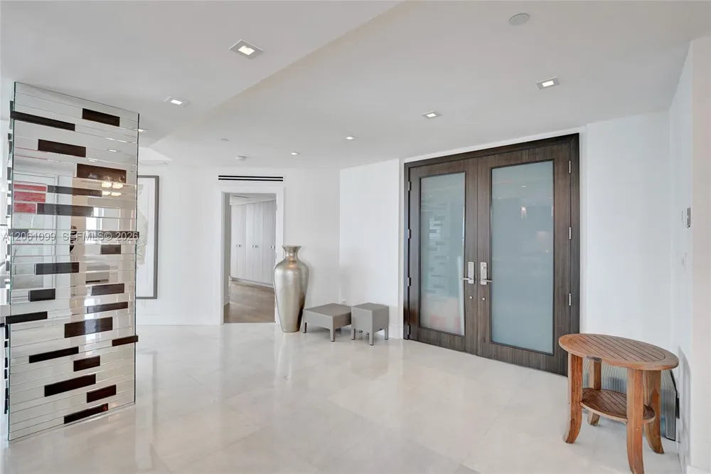 17875 Collins Ave #3201 Sunny Isles Beach, FL 33160