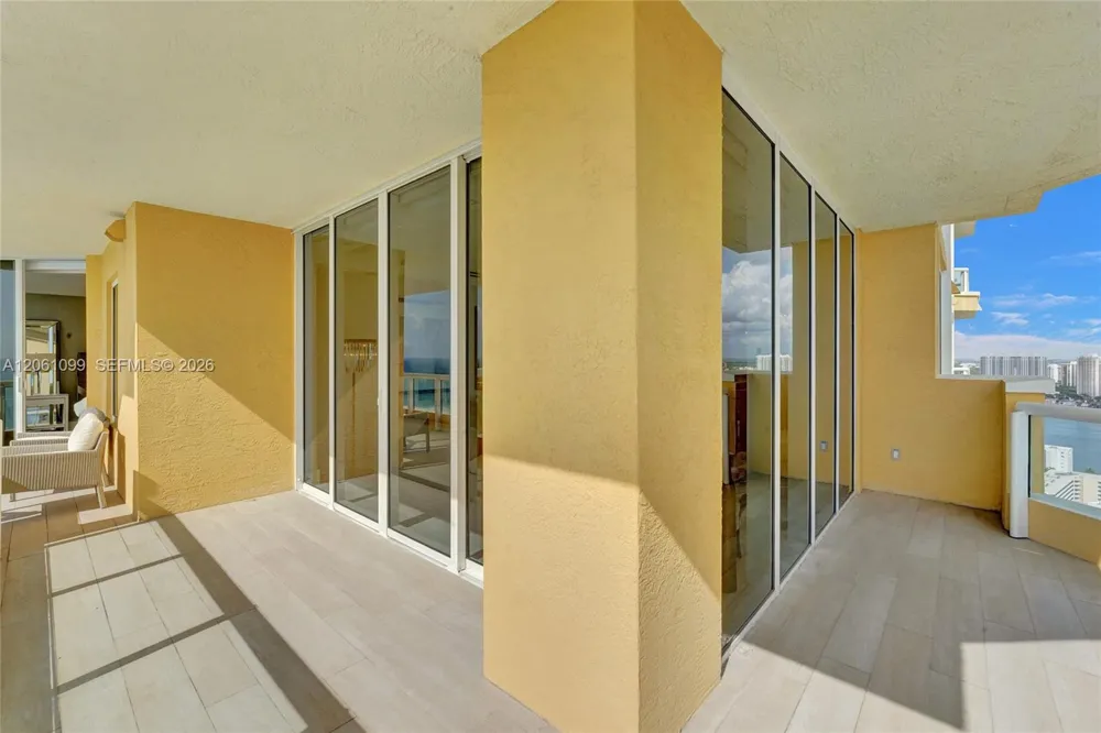 17875 Collins Ave #3201 Sunny Isles Beach, FL 33160