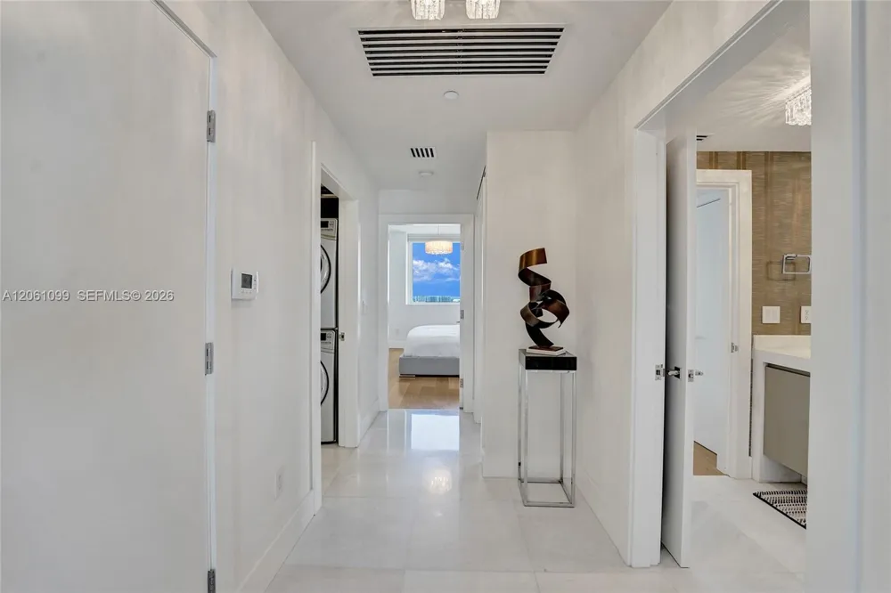 17875 Collins Ave #3201 Sunny Isles Beach, FL 33160