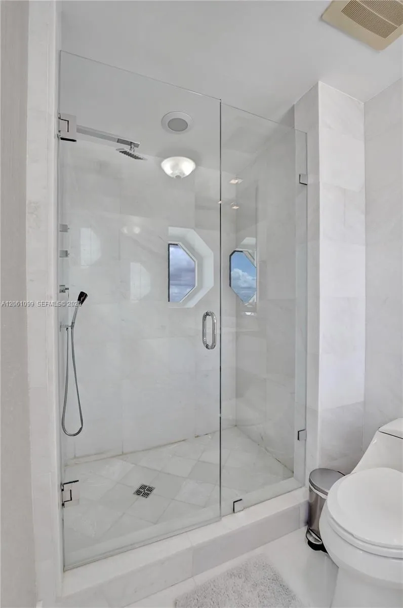17875 Collins Ave #3201 Sunny Isles Beach, FL 33160