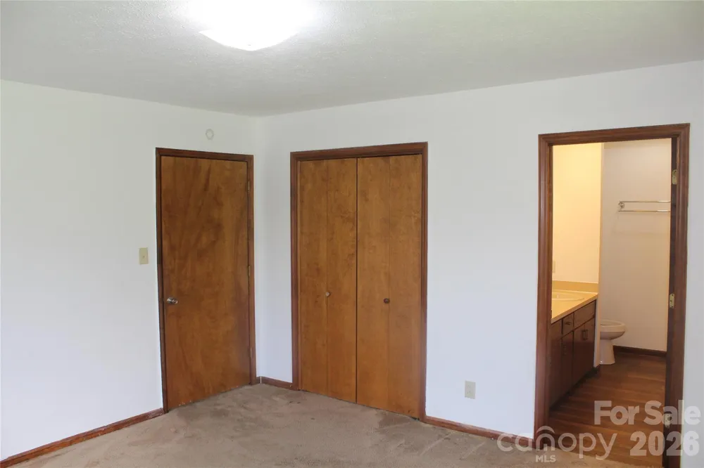 205 Inglewood Drive Morganton, NC 28655