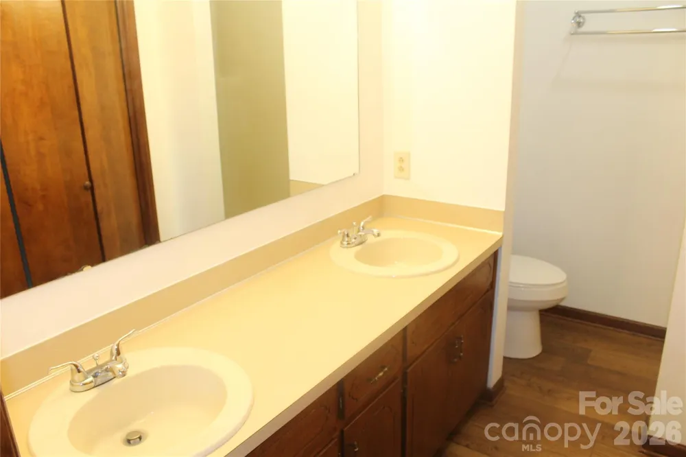 205 Inglewood Drive Morganton, NC 28655