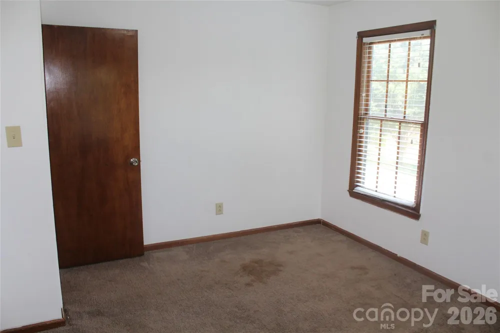 205 Inglewood Drive Morganton, NC 28655