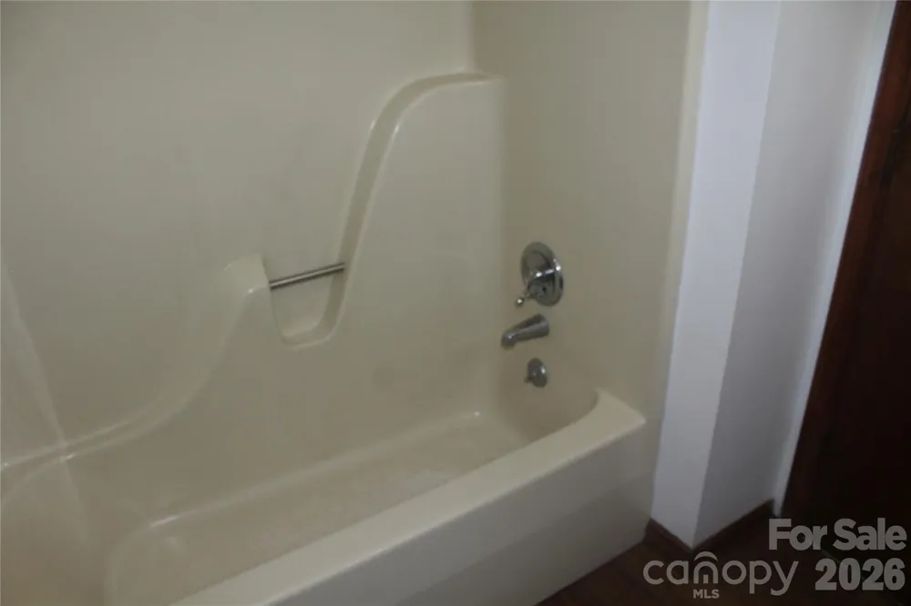 205 Inglewood Drive Morganton, NC 28655