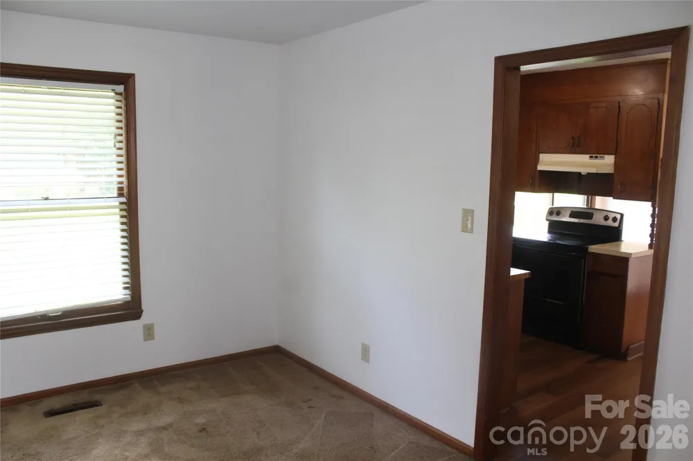 205 Inglewood Drive Morganton, NC 28655