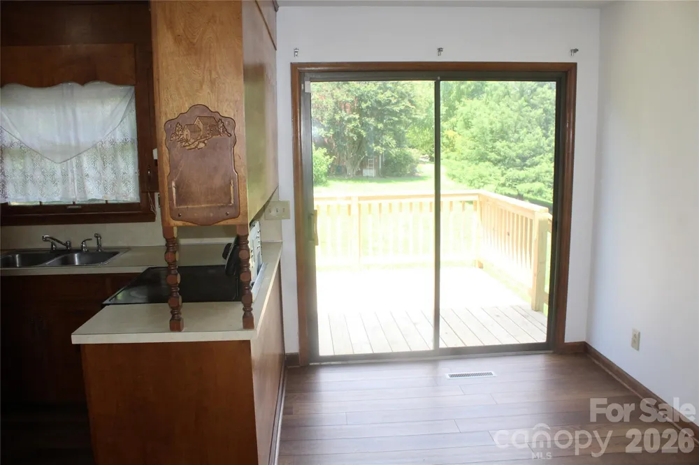 205 Inglewood Drive Morganton, NC 28655