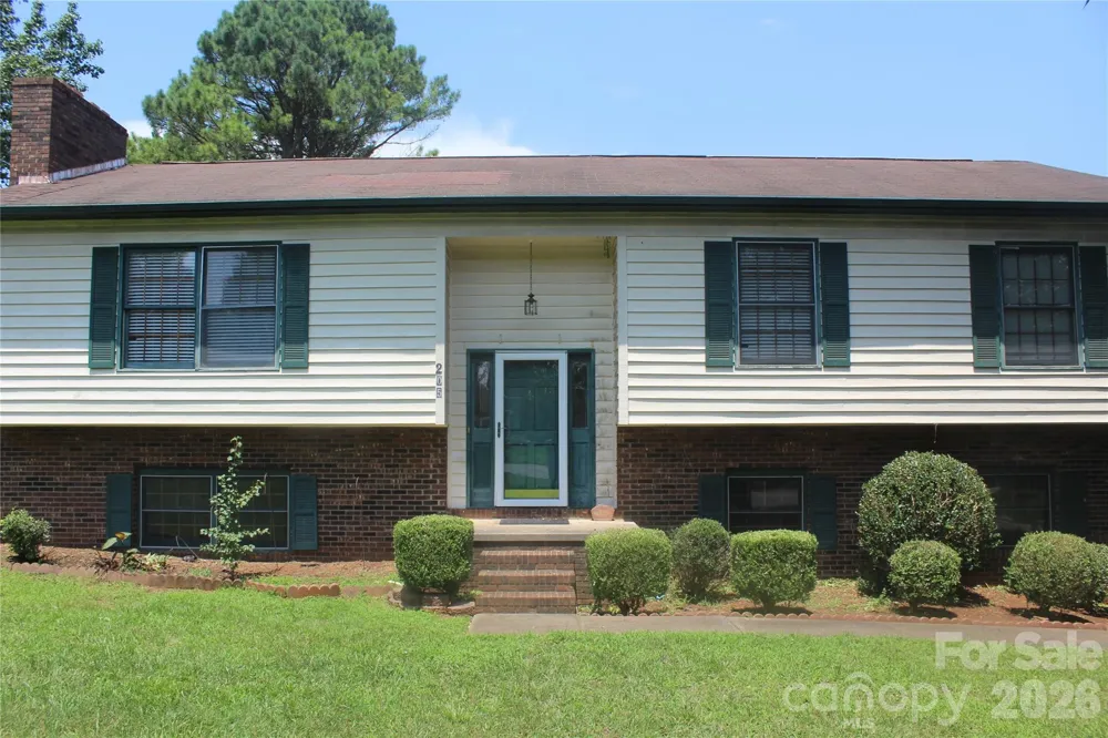 205 Inglewood Drive Morganton, NC 28655