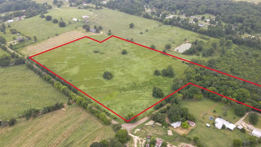 CR 4240 Mt Pleasant, TX 75455