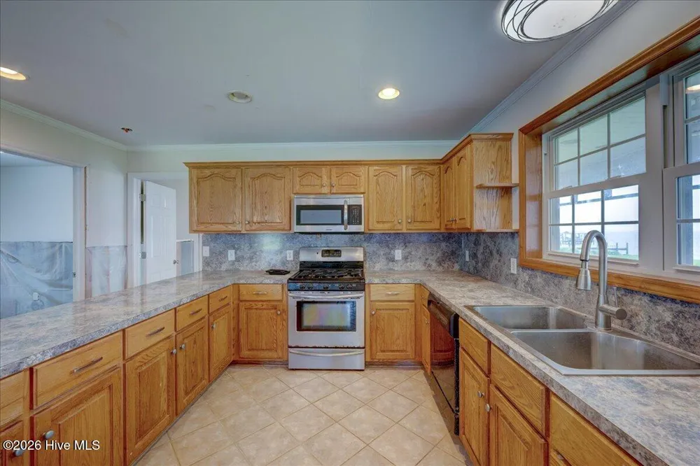 773 Old Pamlico Beach Road W Belhaven, NC 27810