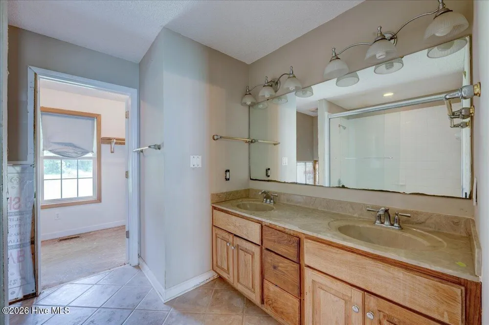 773 Old Pamlico Beach Road W Belhaven, NC 27810