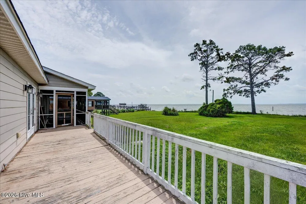 773 Old Pamlico Beach Road W Belhaven, NC 27810