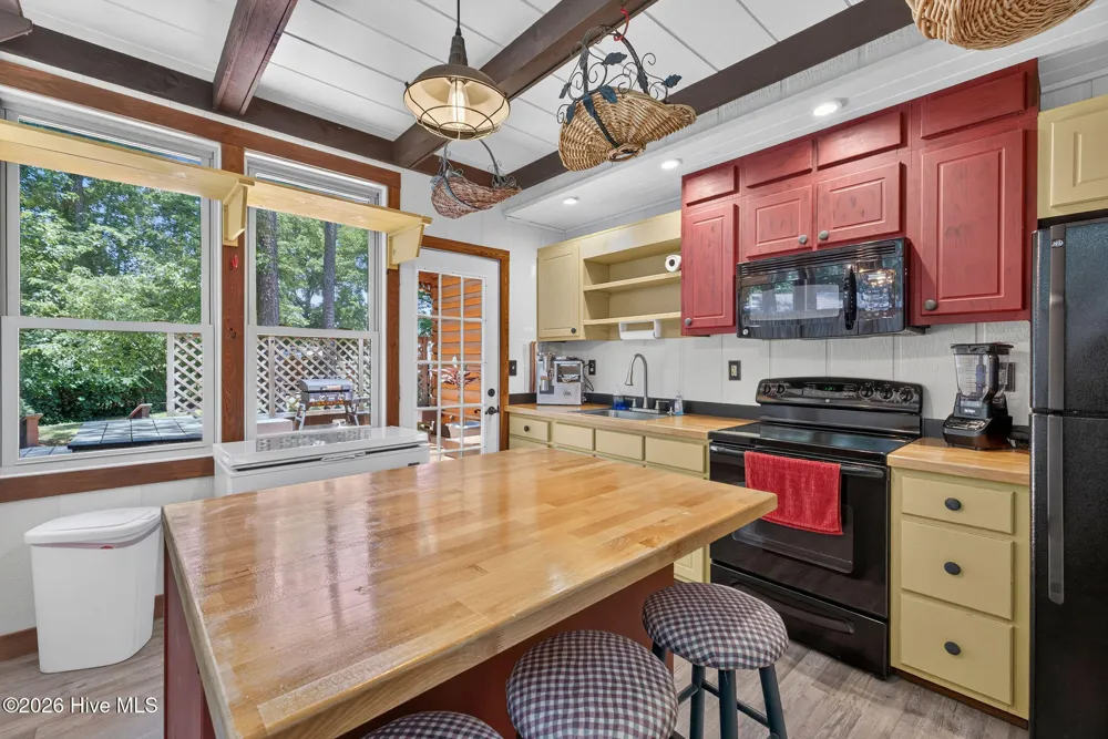 434 Upland Road Willard, NC 28478