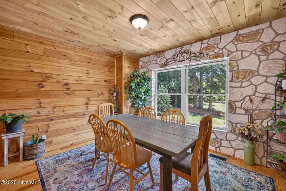 434 Upland Road Willard, NC 28478