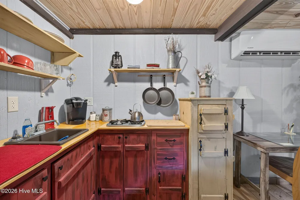 434 Upland Road Willard, NC 28478