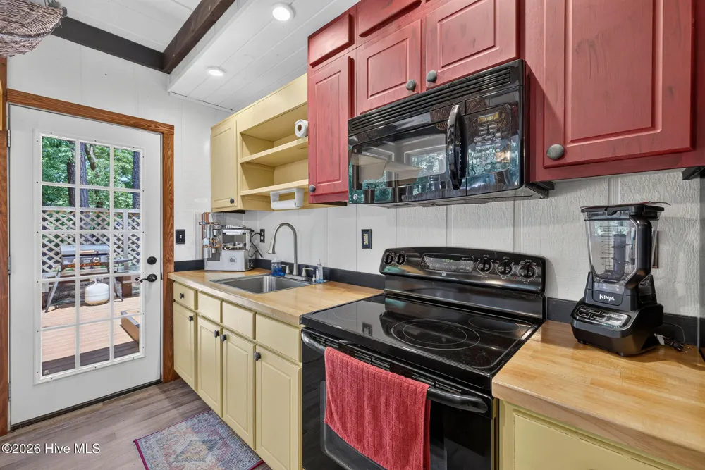 434 Upland Road Willard, NC 28478