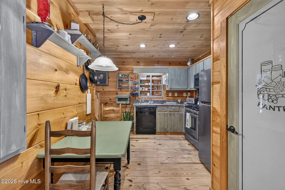 434 Upland Road Willard, NC 28478