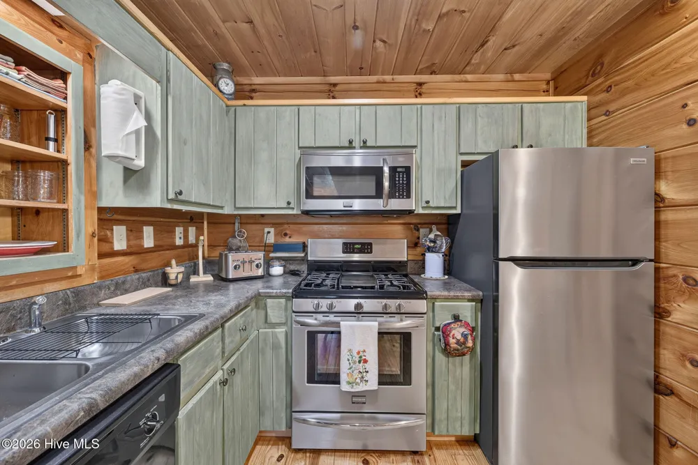 434 Upland Road Willard, NC 28478
