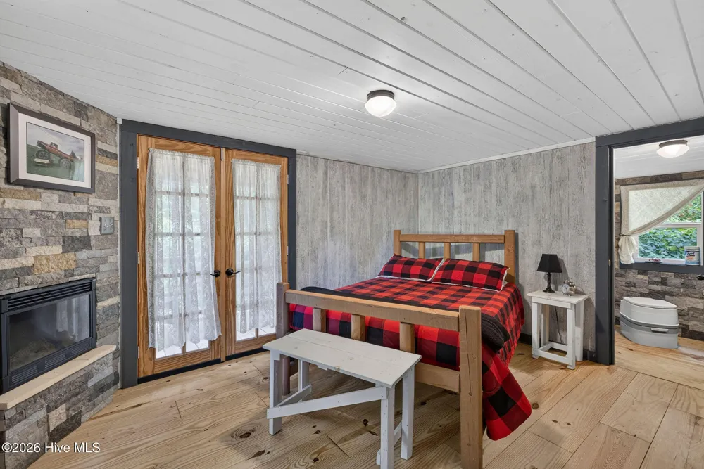 434 Upland Road Willard, NC 28478