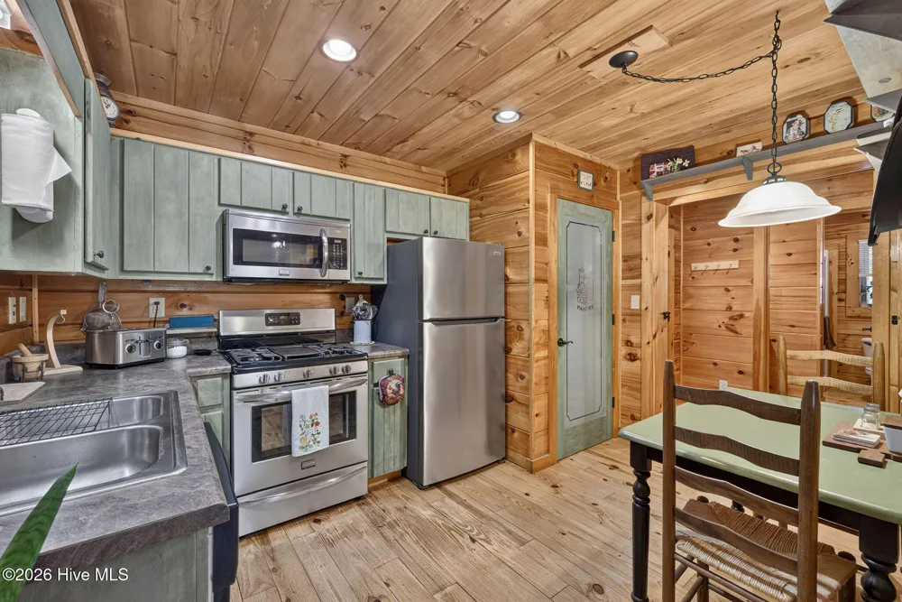 434 Upland Road Willard, NC 28478