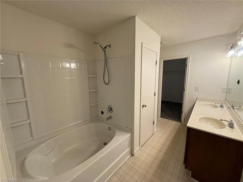 809 Topsail Drive Browns Summit, NC 27214