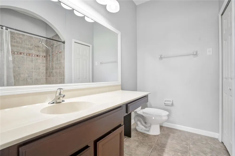 864 PARK GROVE COURT Orlando, FL 32828