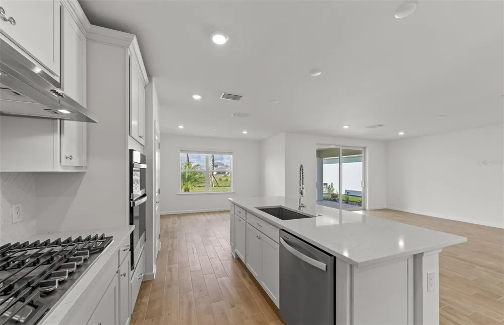 759 BALLEBY TRAIL Bradenton, FL 34212