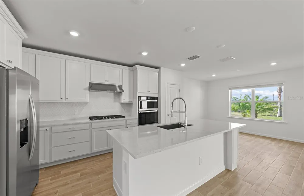759 BALLEBY TRAIL Bradenton, FL 34212