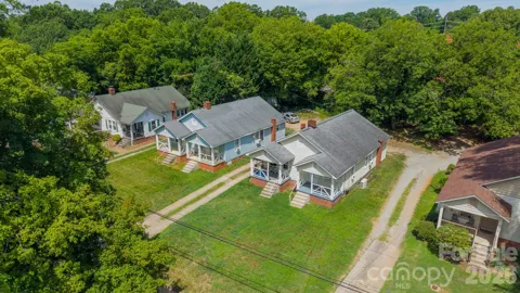 112 Freeze Avenue NW