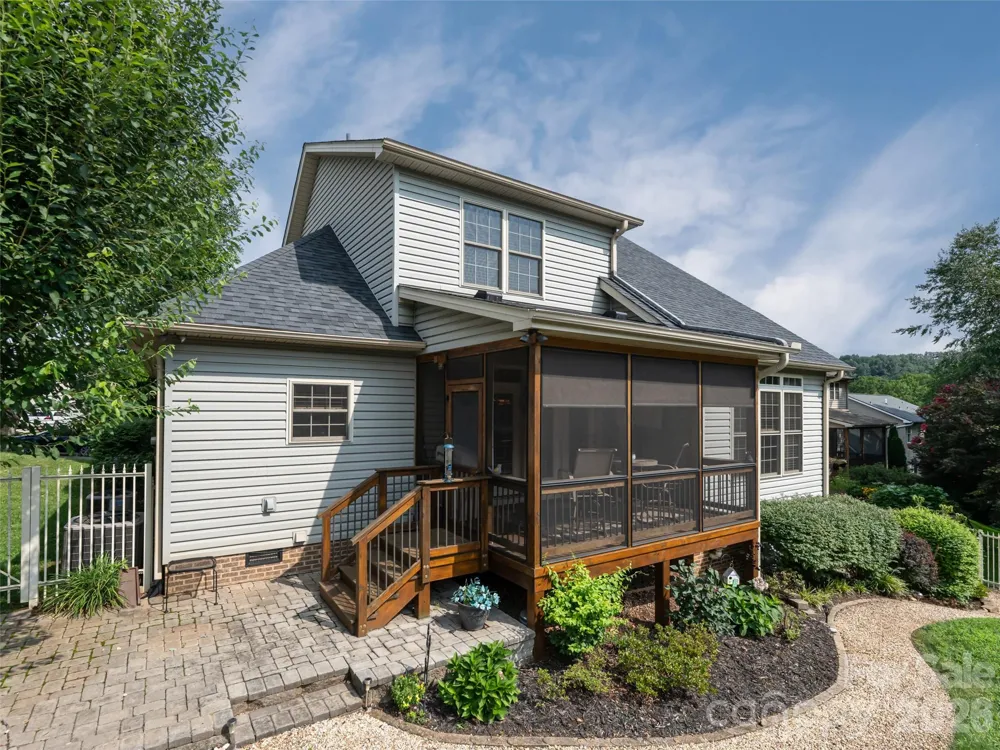 80 Driftstone Circle Arden, NC 28704