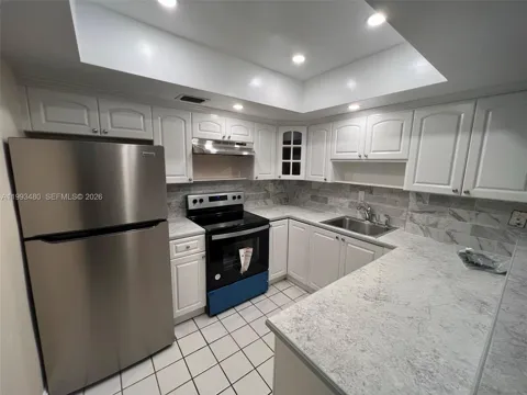 2605 NW 47th Ter #103