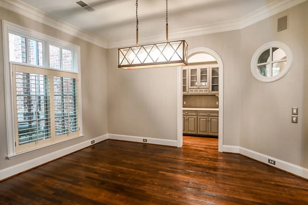 711 Lexington Avenue Coppell, TX 75019