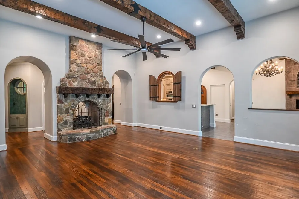 711 Lexington Avenue Coppell, TX 75019