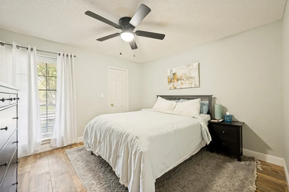 3823 Rochelle Drive Arlington, TX 76016