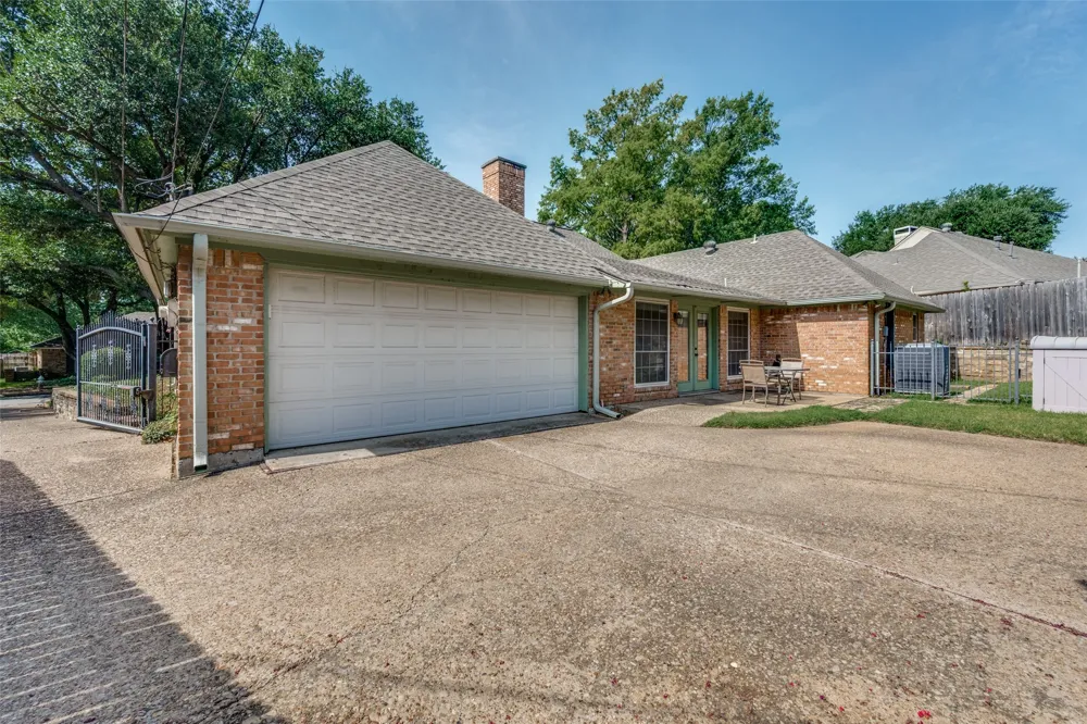 3823 Rochelle Drive Arlington, TX 76016