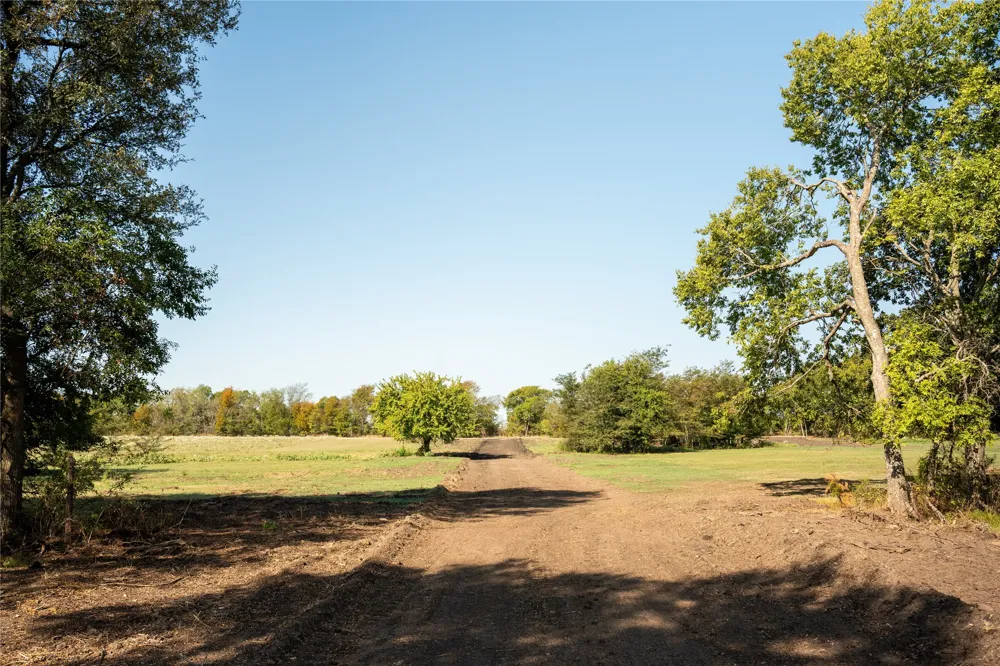 COUNTY ROAD 3660 Ladonia, TX 75449
