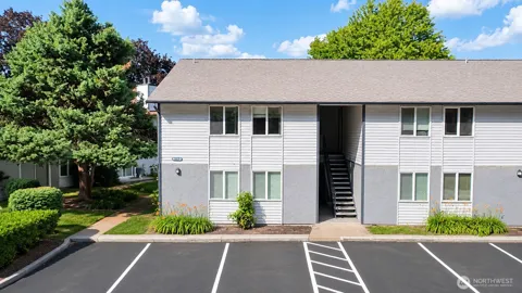 1852 Central Place S #E46