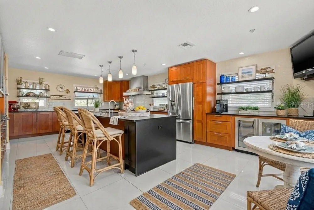 614 NORTON STREET Longboat Key, FL 34228