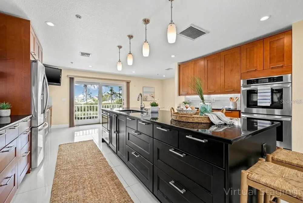 614 NORTON STREET Longboat Key, FL 34228