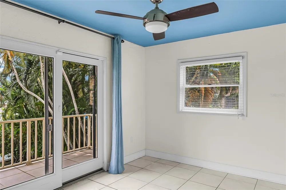 614 NORTON STREET Longboat Key, FL 34228