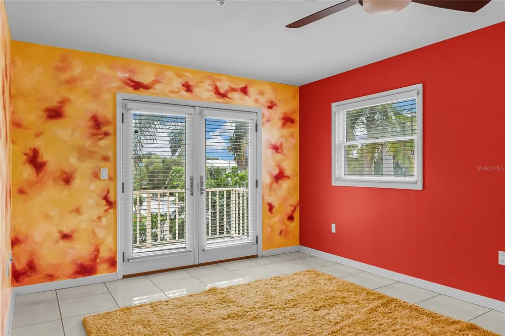614 NORTON STREET Longboat Key, FL 34228