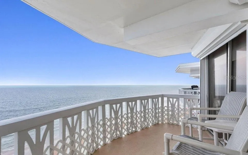 1051 OCEAN SHORE BOULEVARD #1404 Ormond Beach, FL 32176