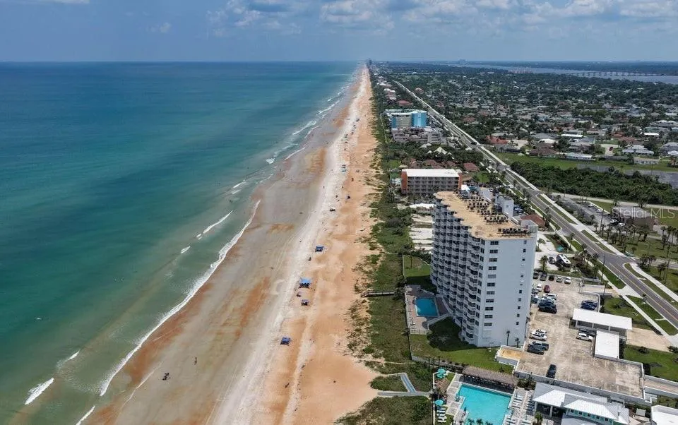 1051 OCEAN SHORE BOULEVARD #1404 Ormond Beach, FL 32176