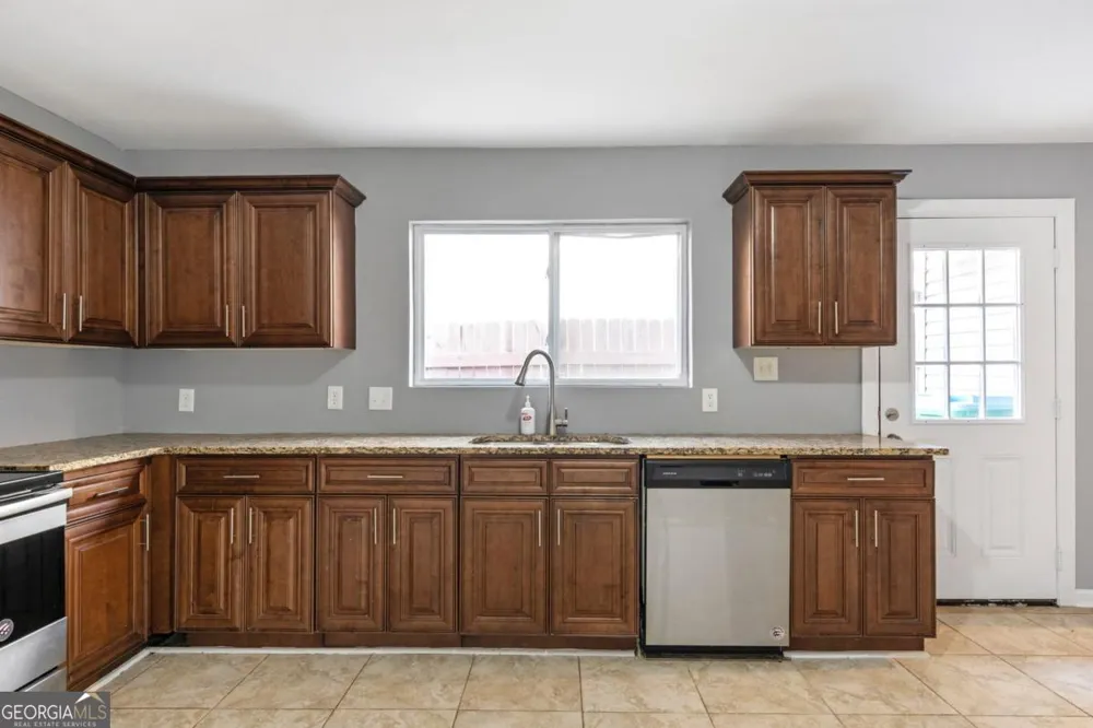 4908 Willow LN Austell, GA 30106